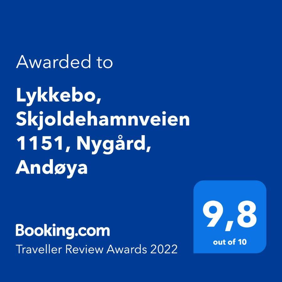 Lykkebo, Skjoldehamnveien 1151, Nygard, Andoy Villa Risoyhamn Buitenkant foto